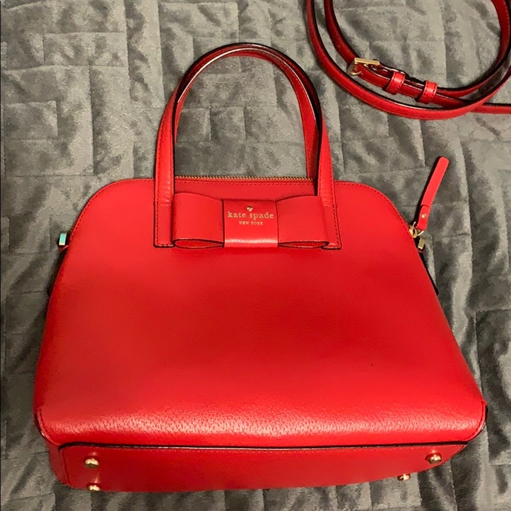 Kate Spde Matthew Street Maise red purse